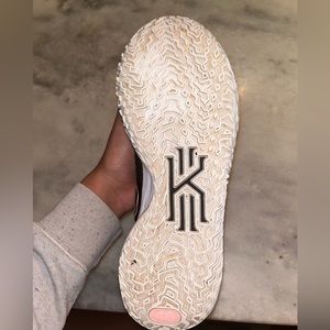 Kyrie 7 “Ripple Effect” Size 12